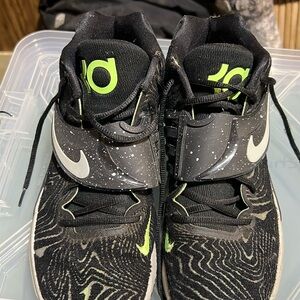 Nike KD basketball shoes size 10.5 men's